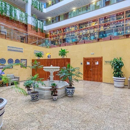 Senator Hotel 4*