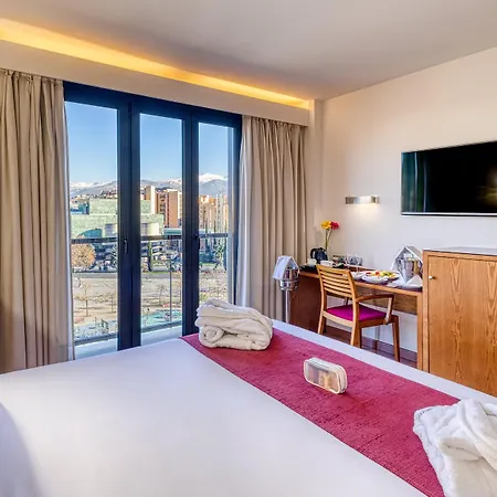 Hotel Senator 4*