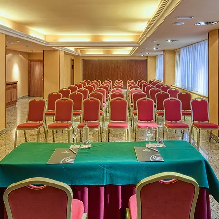 Senator Hotel