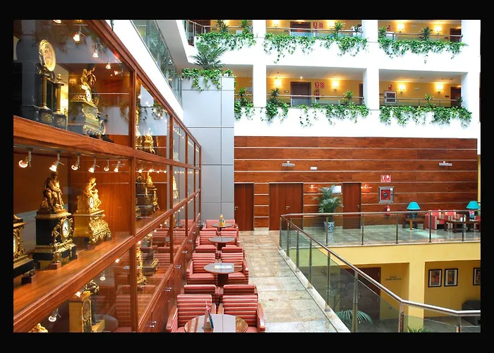 Ξενοδοχείο Senator 4*