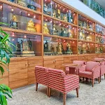 Senator Hotel
