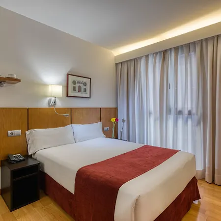Hotel Senator 4*
